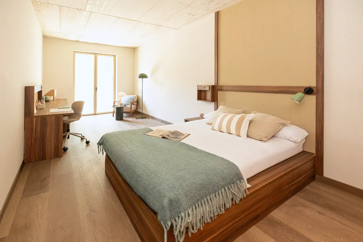 Estudio Premium con balcón — 4